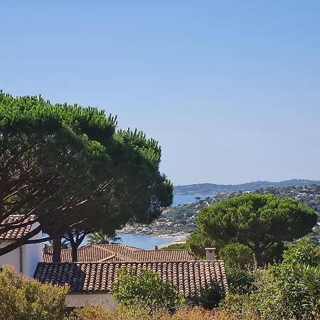 Villa Neuve 6 Pieces Climatisee Avec Piscine Privee Et Jardin A - Fr-1-780-67 Sainte-Maxime